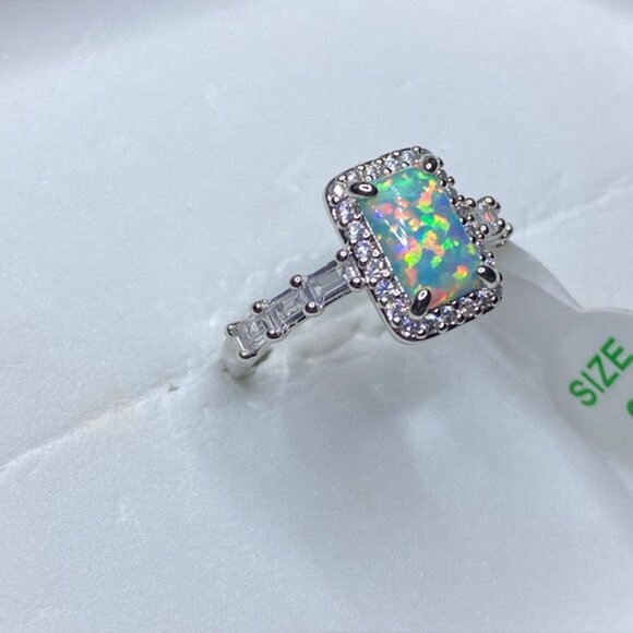 Green Fire Opal Ring RBP6594 Always the Romantic Size 8 - Picture 2 of 5